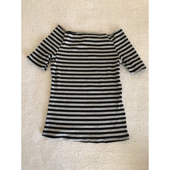 Off the shoulder top - Picture 1 of 2